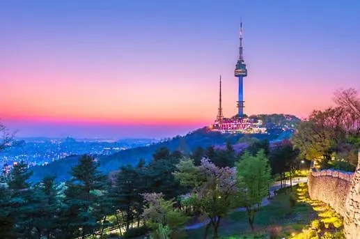 Apartamento Entire 2room Unit, Hongje Stay, Gyeongbokgung, Hongdae, Sinchon, Gwanghwamun, Independence Gate, Hongje Waterfall *