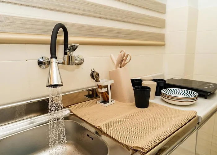 Entire 2room Unit, Hongje Stay, Gyeongbokgung, Hongdae, Sinchon, Gwanghwamun, Independence Gate, Hongje Waterfall Apartamento